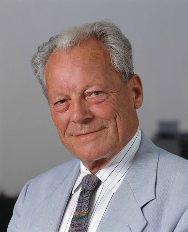 8 de Outubro de 1992: Morre Willy Brandt ex-chanceler alemão que buscou aproximação com o Leste Europeu