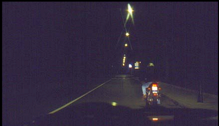 Assinale o factor que é agravado pela condução nocturna.