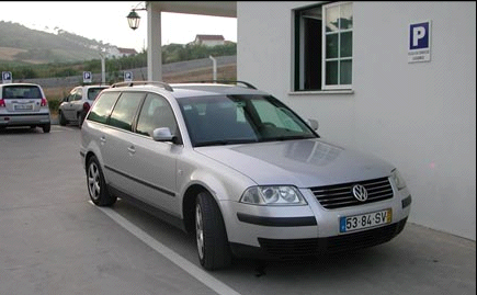 Com carta da categória B, pode se conduzir: