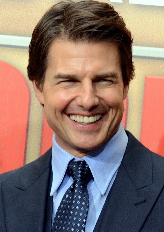 Tom Cruise Biography<br/>